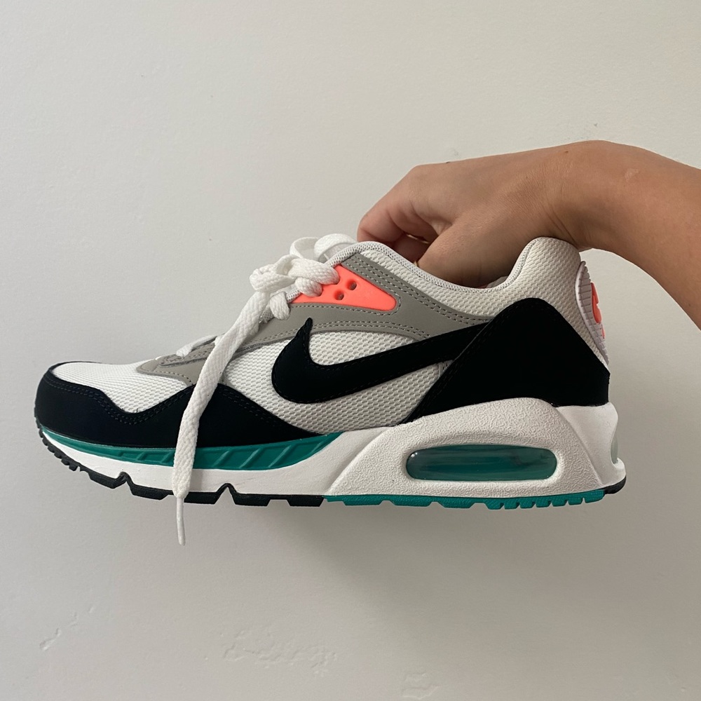 Mike Max Air (Women$